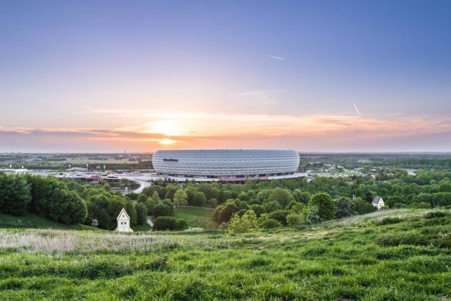 穆迪25分青岛加时胜天津 顾全40分深圳胜山东